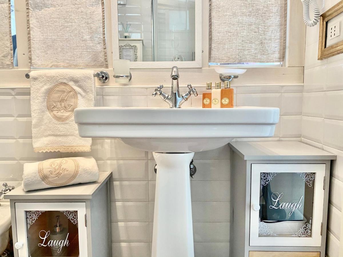 Capo Le Case, Romantic Flat Near Spanish Steps מראה חיצוני תמונה